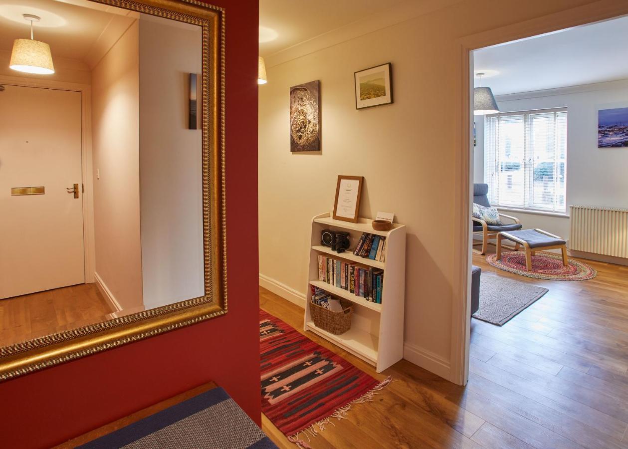 Host & Stay - Whitehall 1 Apartment Whitby Extérieur photo